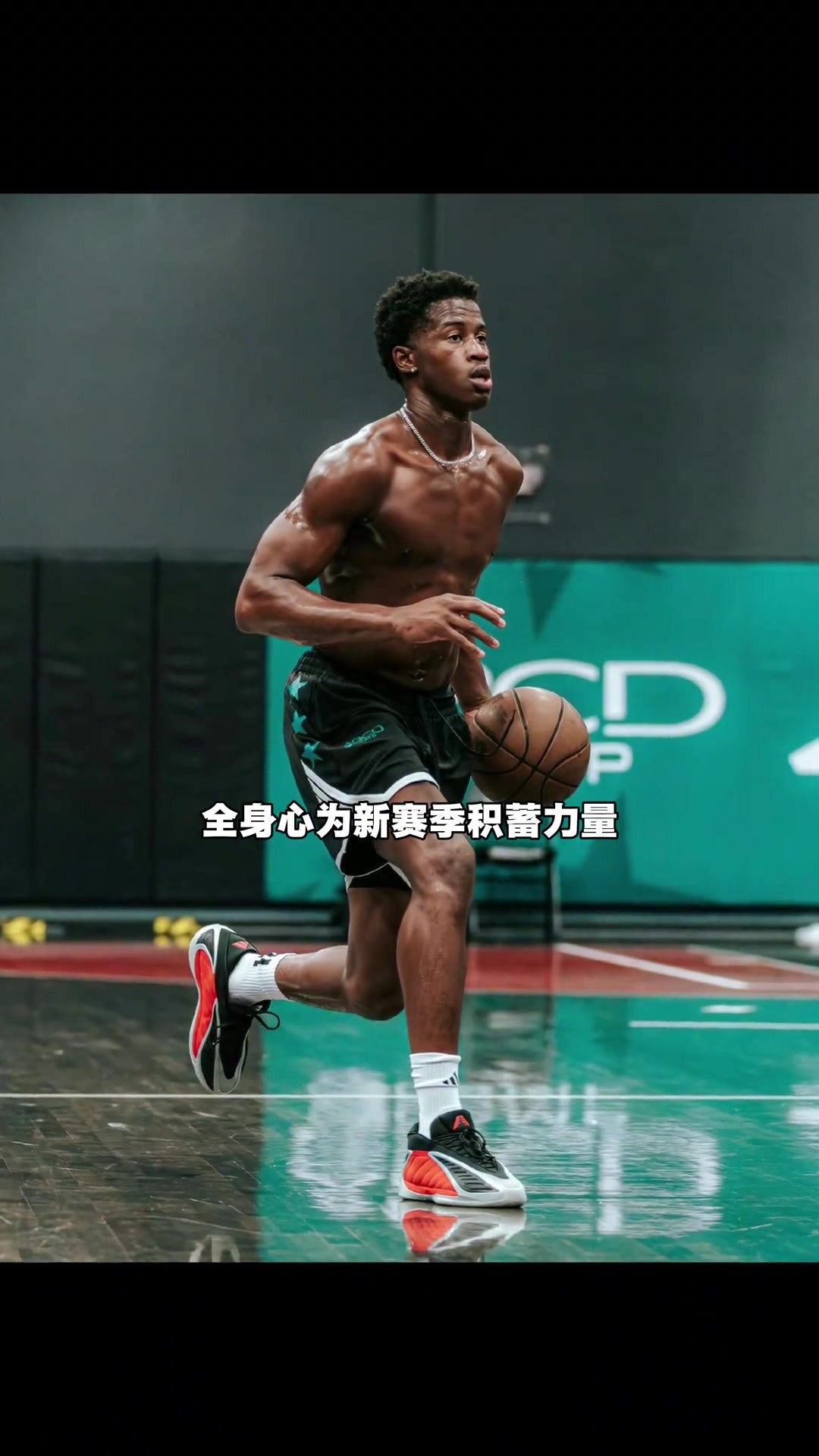 身材肉眼进化！VJ埃奇库姆休赛期疯狂苦练，全力备战新赛季...